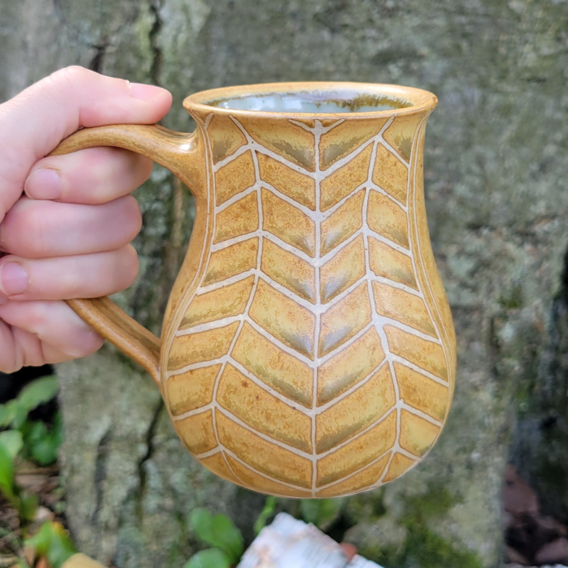 Chevron Mug Yellow Ochre