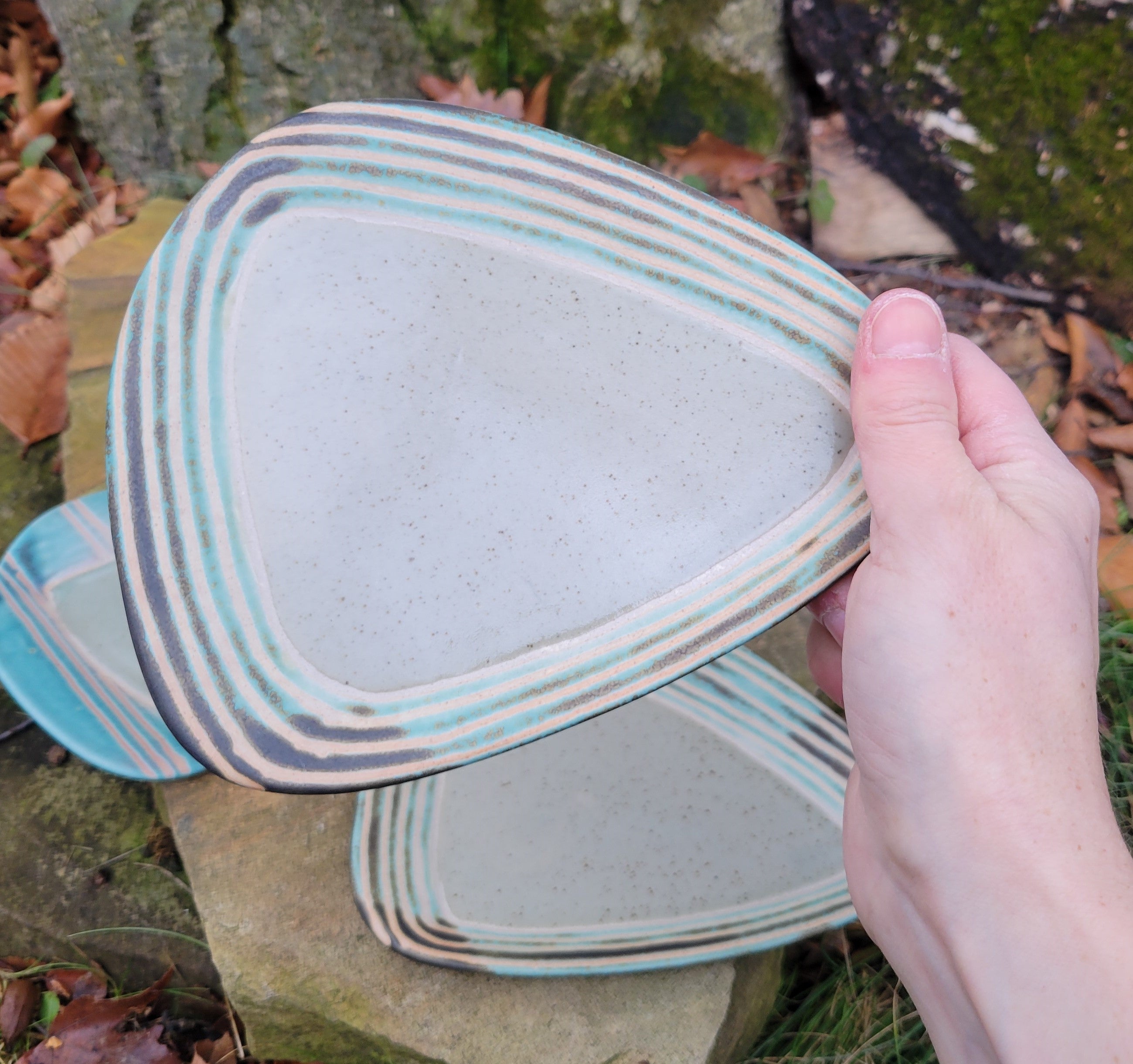 Small Triangle Plates In Turquoise