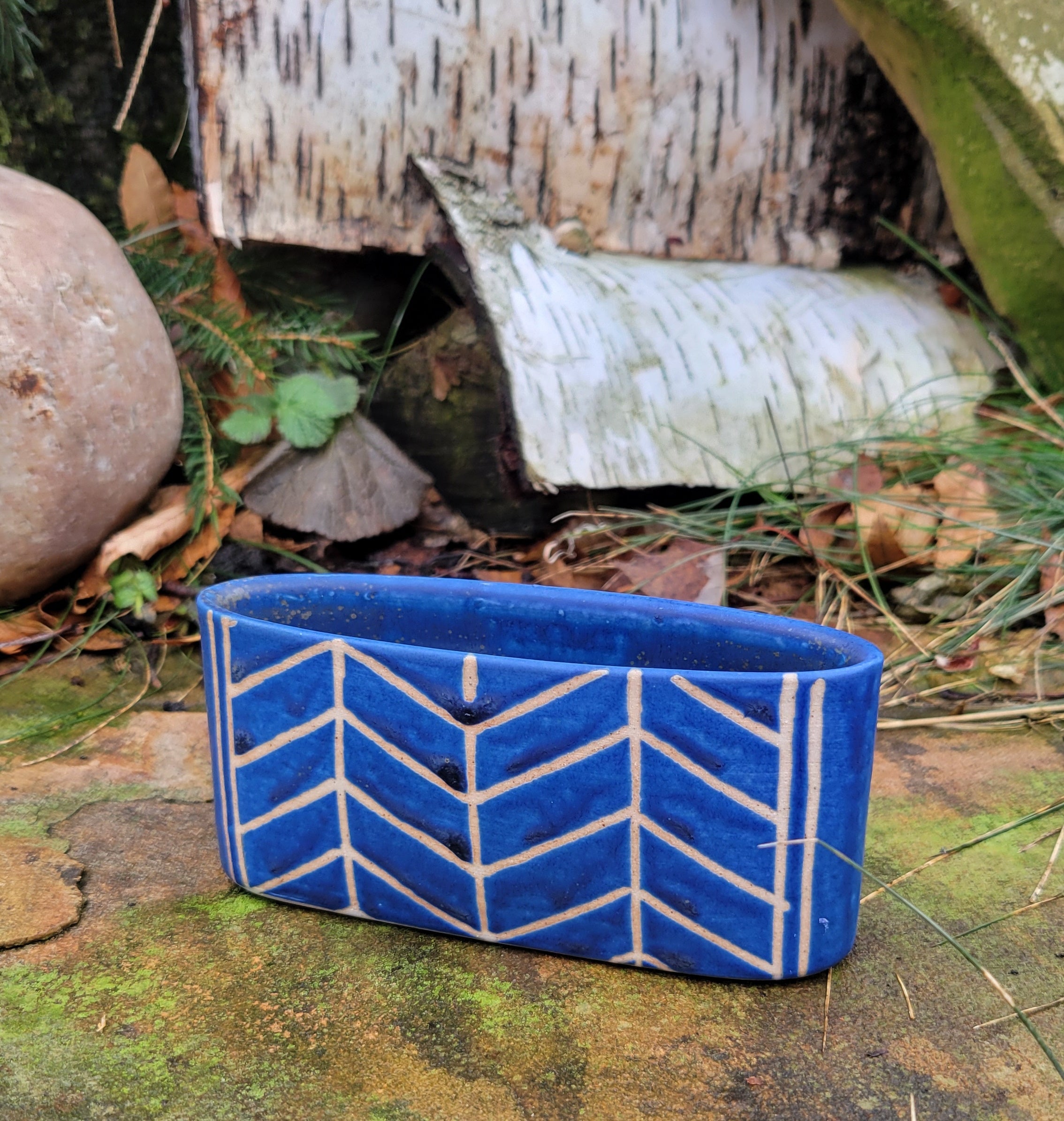 Windowsill Vase in Lapis Blue Chevron