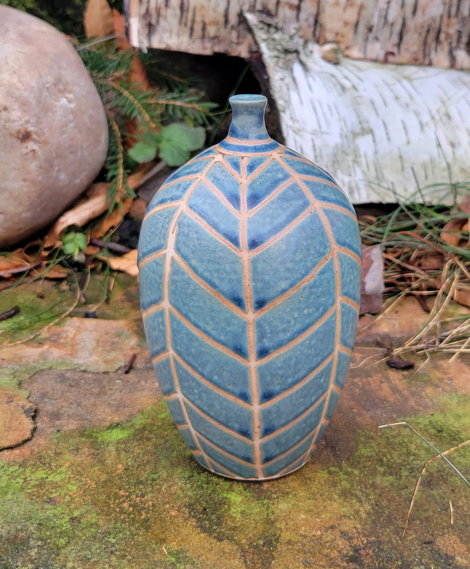 Bottle in Blue Slate Chevron Pattern