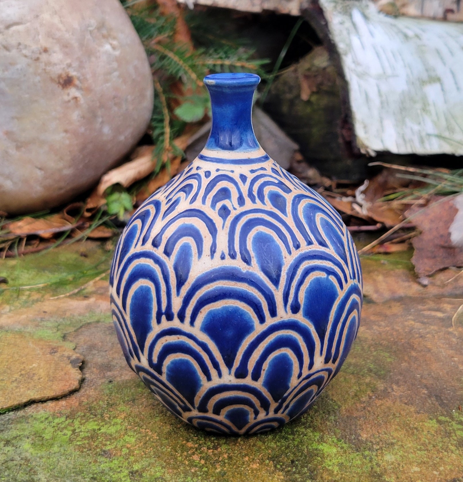 Bottle in Lapis Blue Scales pattern