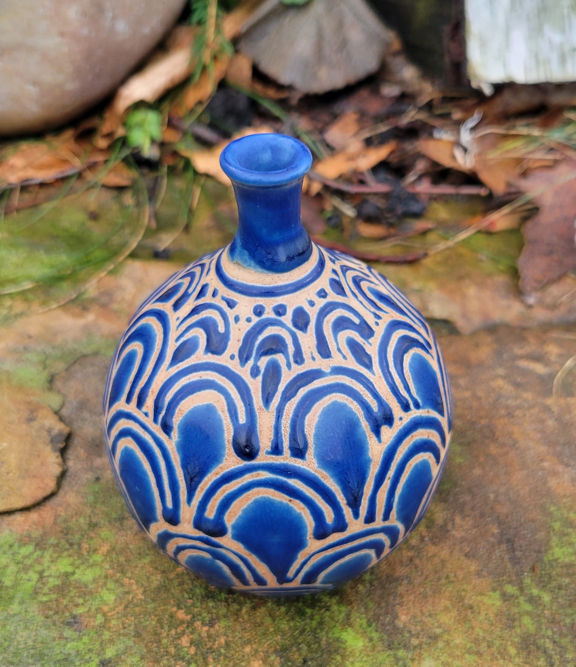 Bottle in Lapis Blue Scales pattern