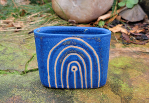 Windowsill Vase in Lapis Blue Flow pattern