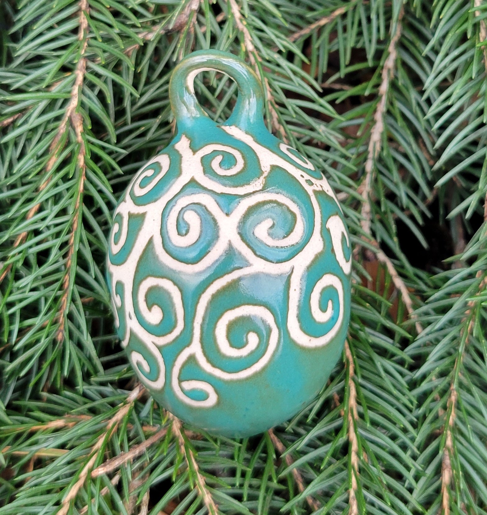 Ornament Pine Green Swirls