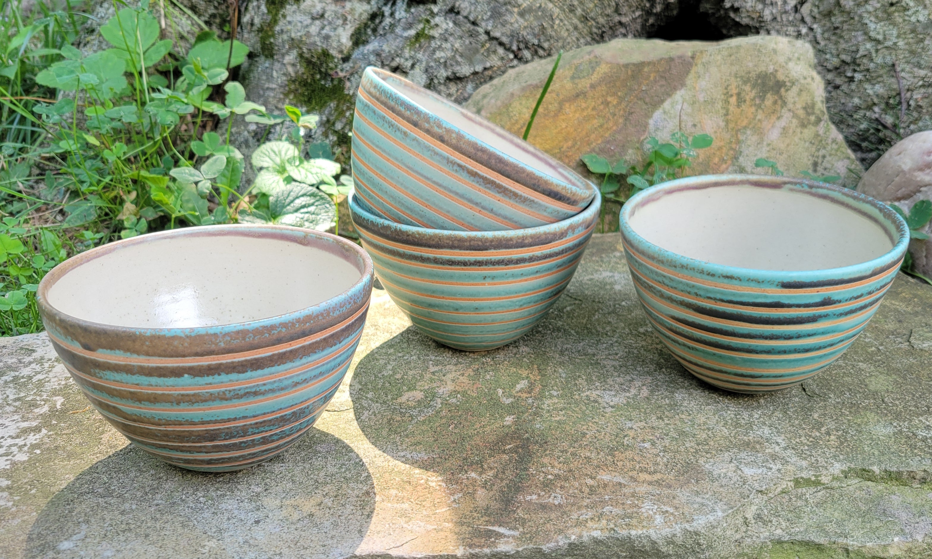 Cereal Bowl in Turquoise Linear Pattern