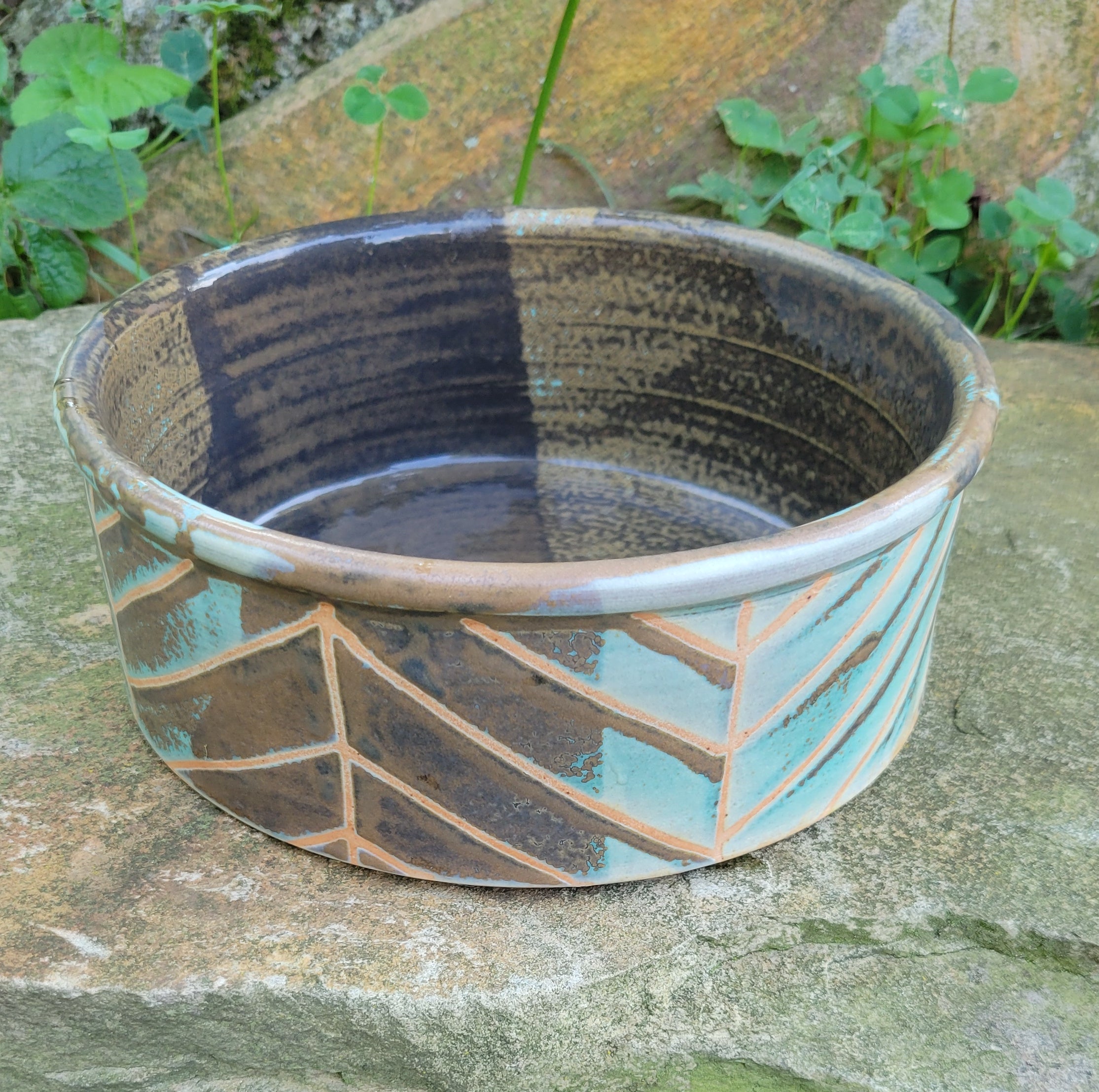 Dog Bowl in Turquoise Chevron Pattern
