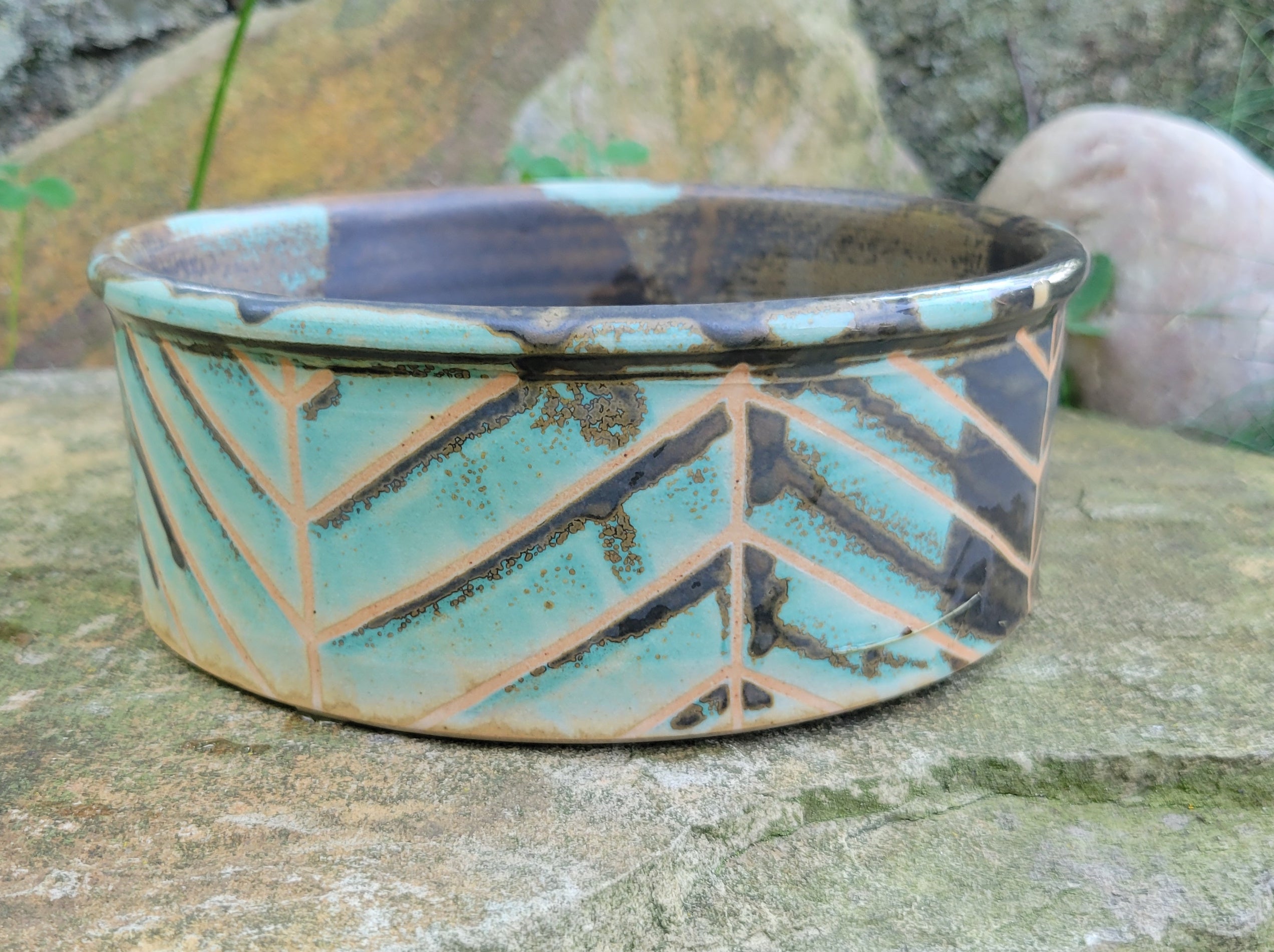 Dog Bowl in Turquoise Chevron Pattern
