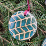Load image into Gallery viewer, Flat Ornament in Green Chevron
